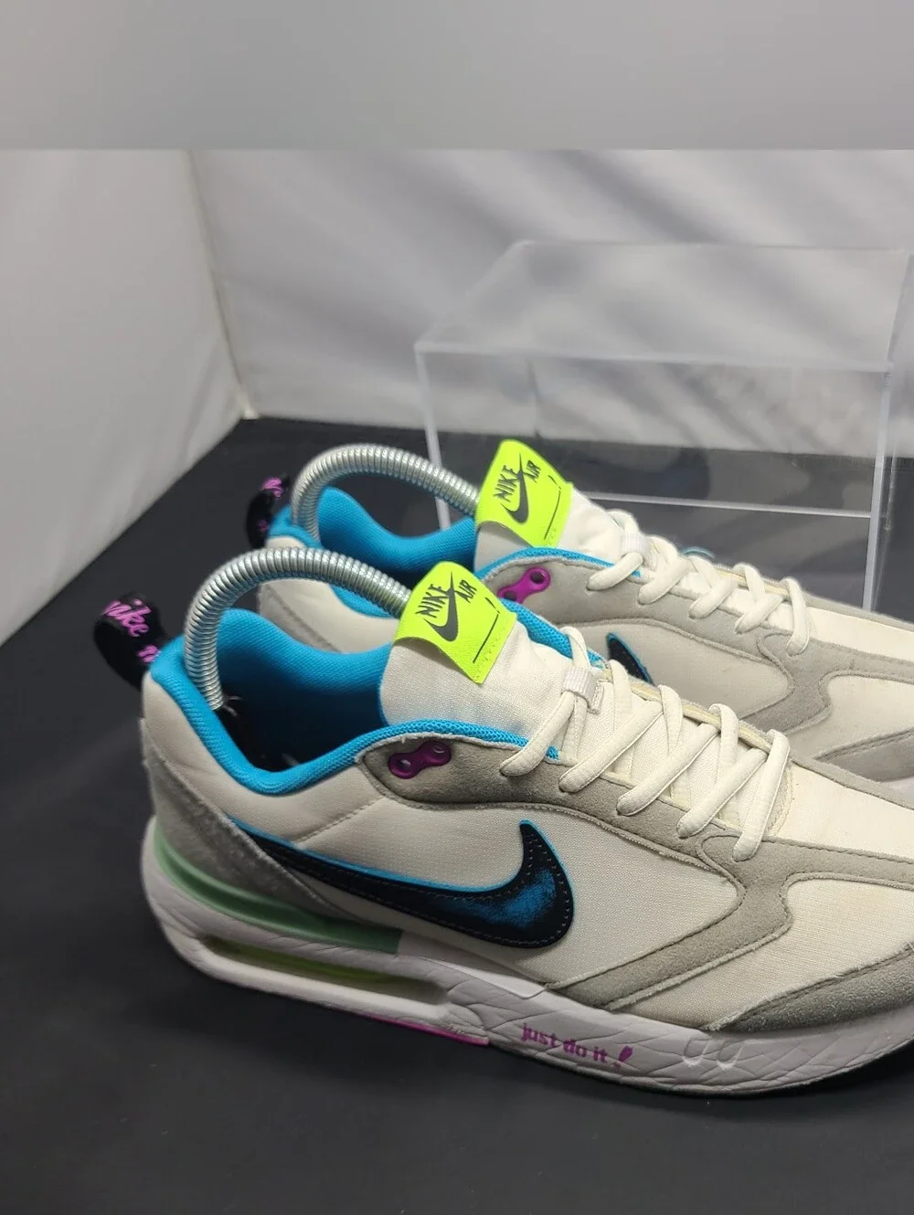 Nike Air Max Dawn Grade School Girls' Casual Shoes kids size 7Y